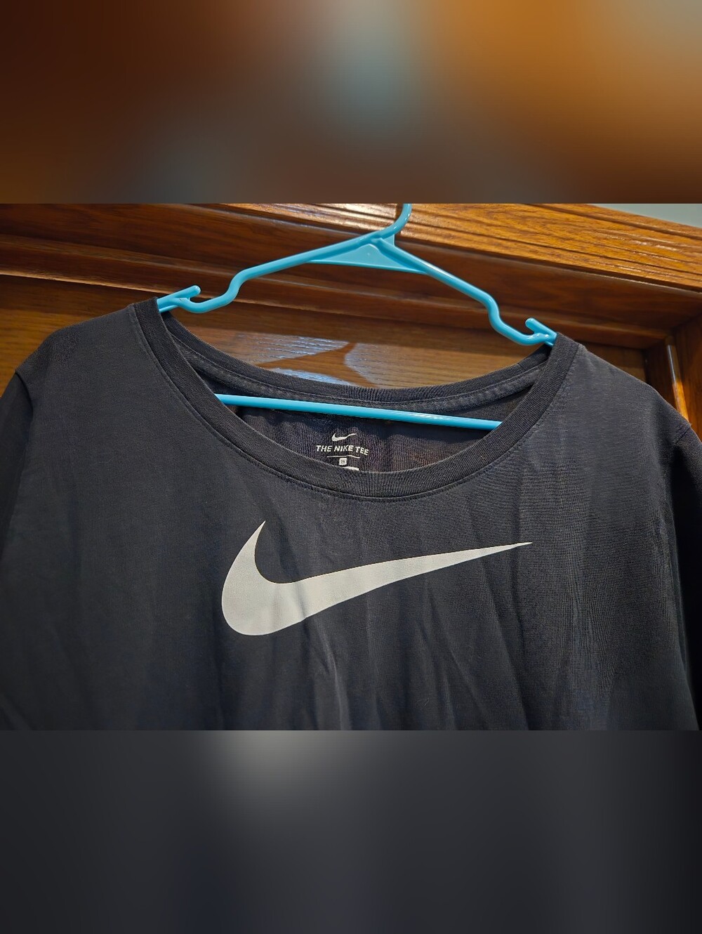 Nike Black Short Sleeve Tee with White Swoosh - Picture 6 of 15